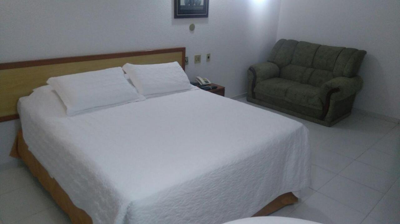 Obeid Plaza Hotel Bauru Exterior foto